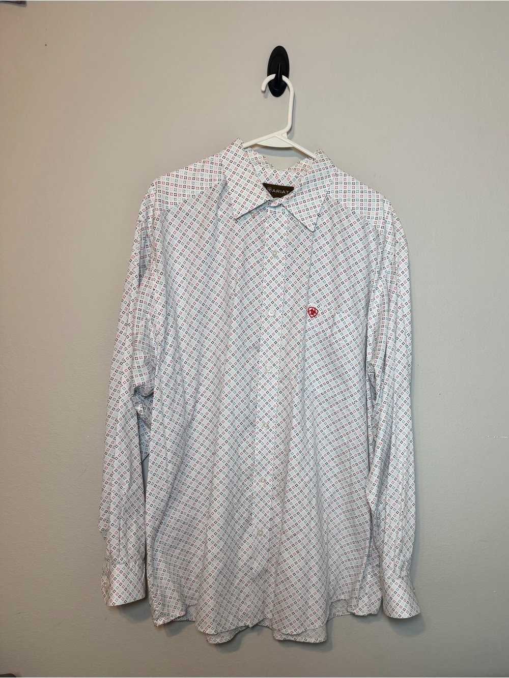 Ariat White Long-Sleeve Shirt with Multicolor Geometric Print